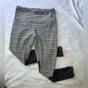 PrAna Bohemio Women’s 7/8 Legging size S Gray